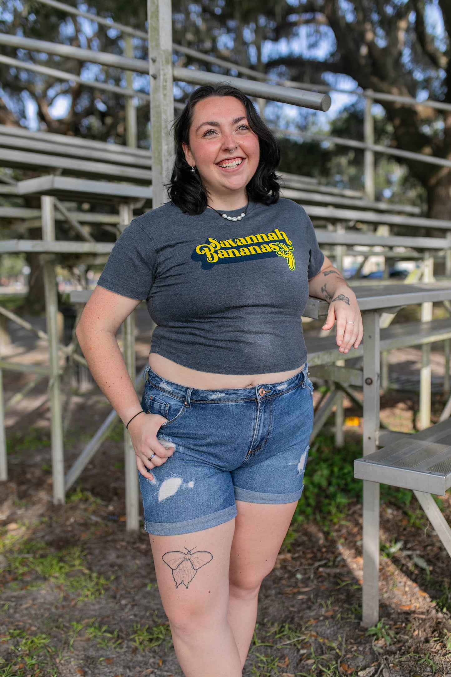 WOMEN'S Bananas Short Sleeve Crop Tee - Heathered Navy