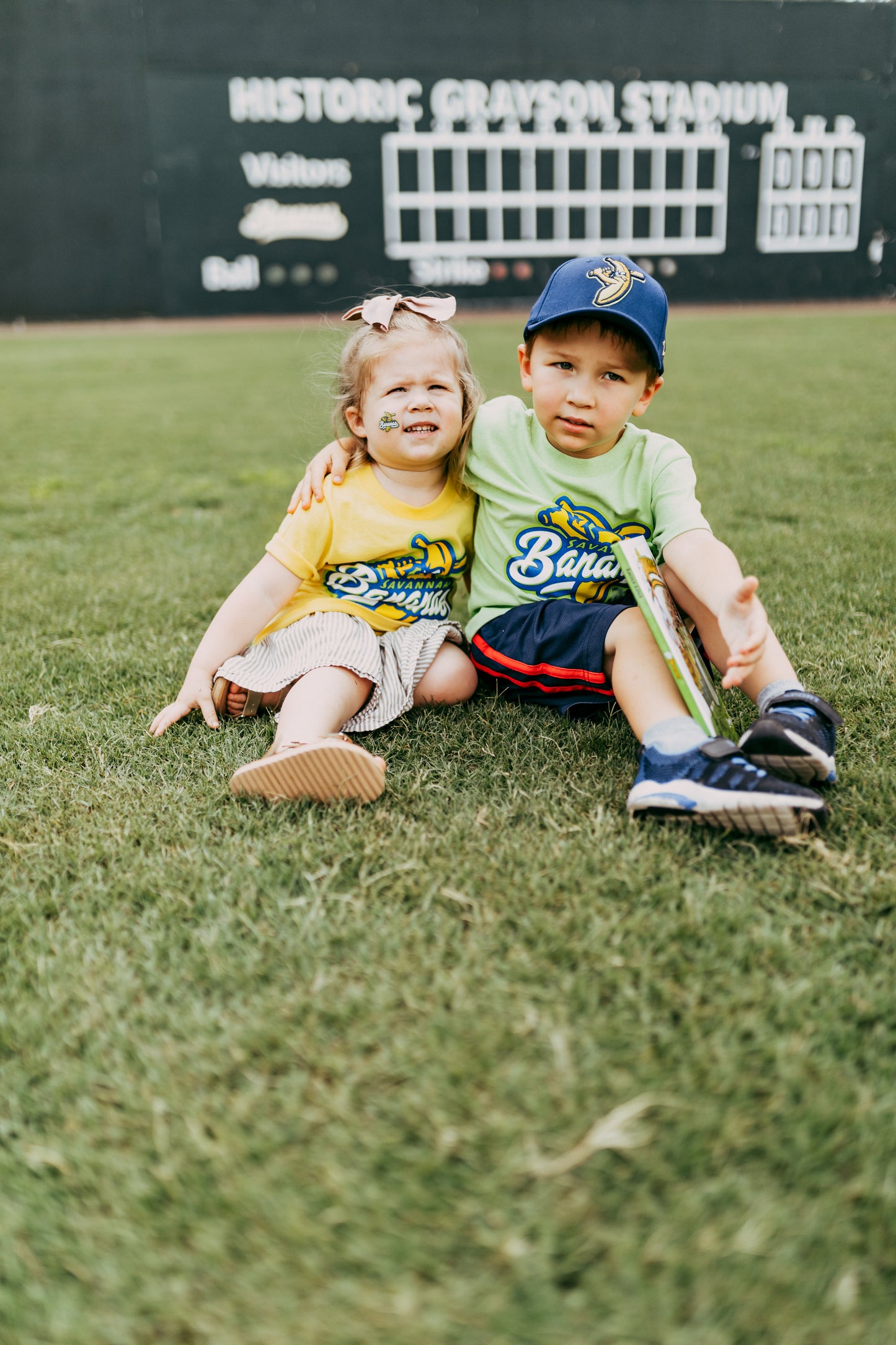TODDLER Bananas Short Sleeve Primary Logo Tee - Yellow